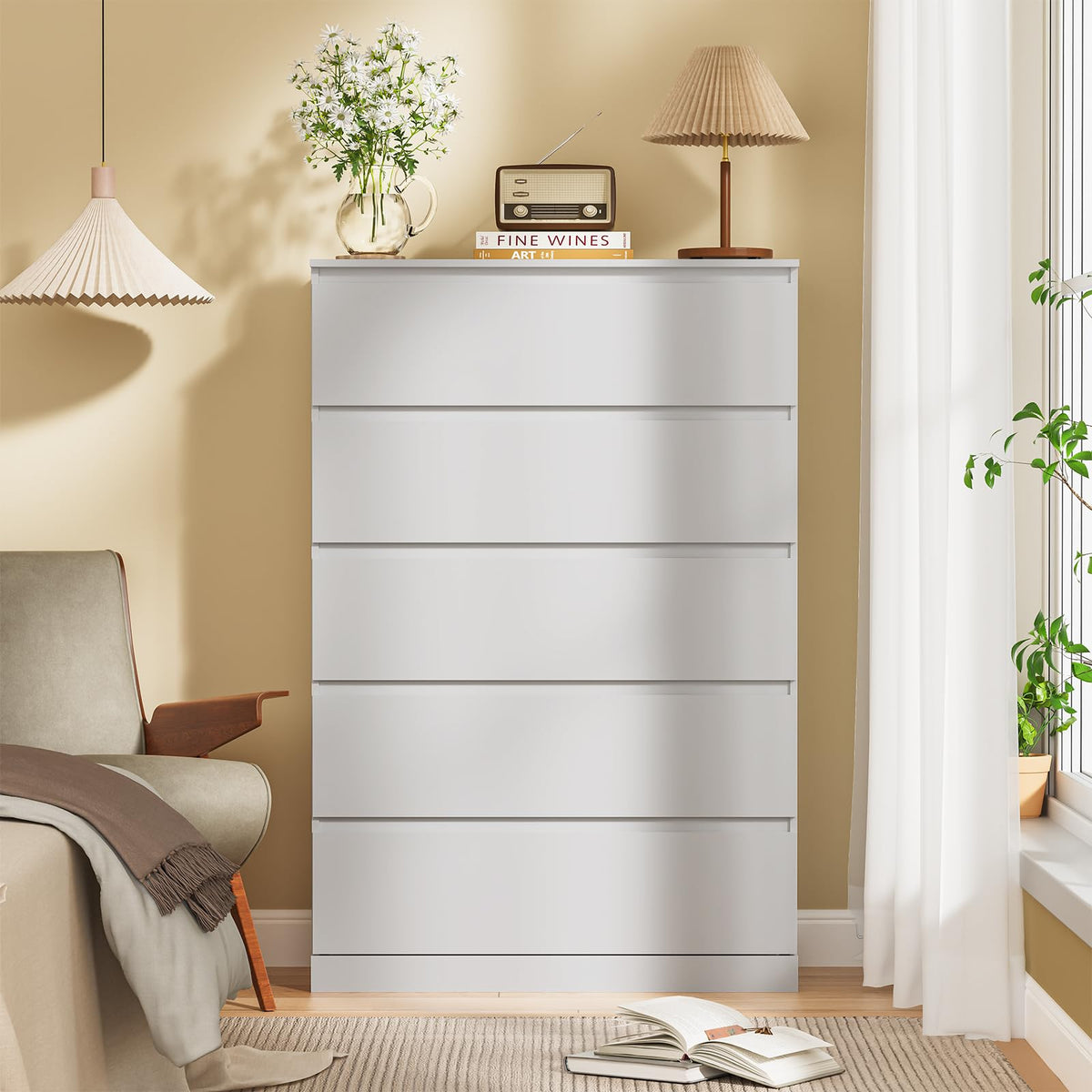 White 5 Drawer Dresser Z20683