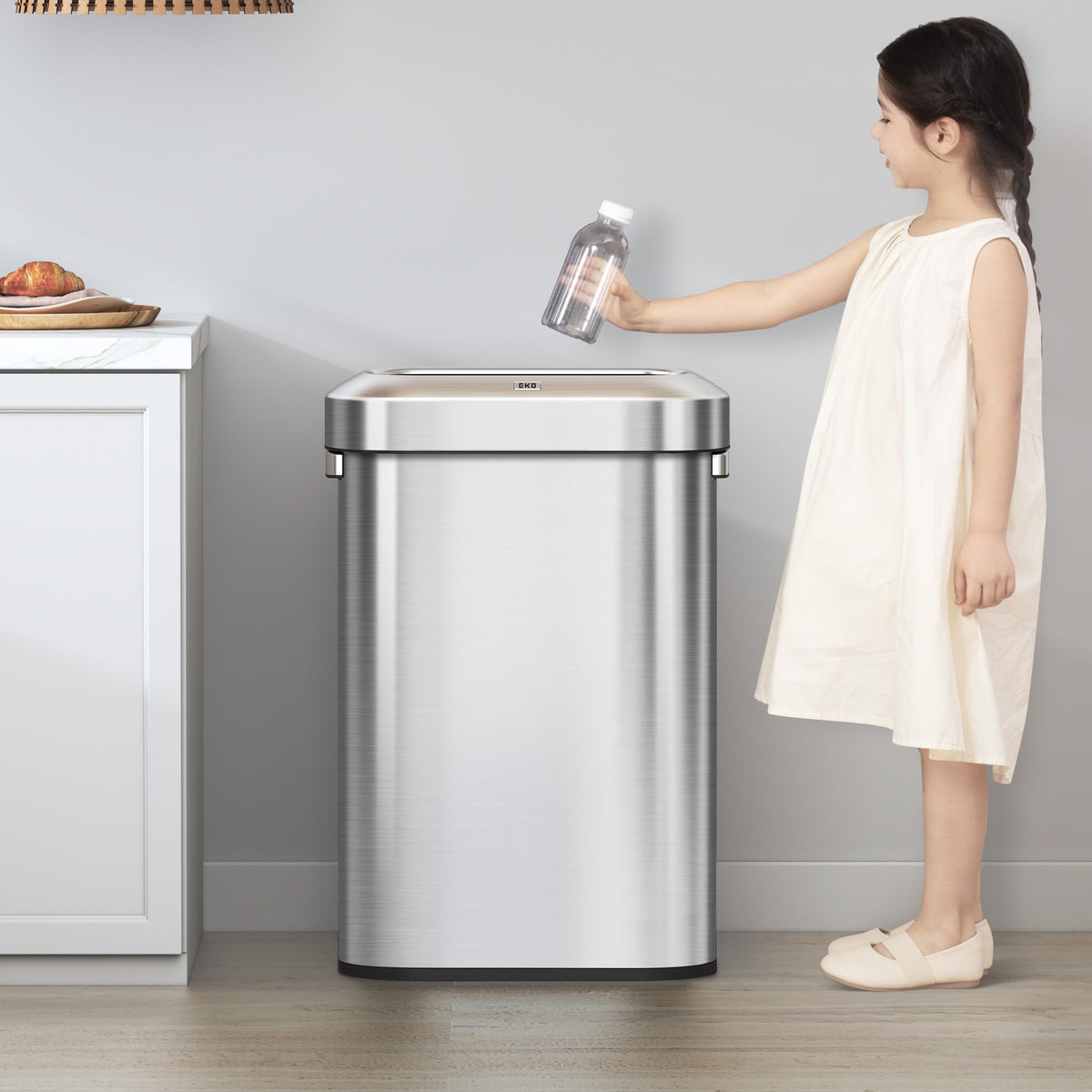 24 Gallon 90 Liter Open Top Stainless Steel Slim Trash Can R5560