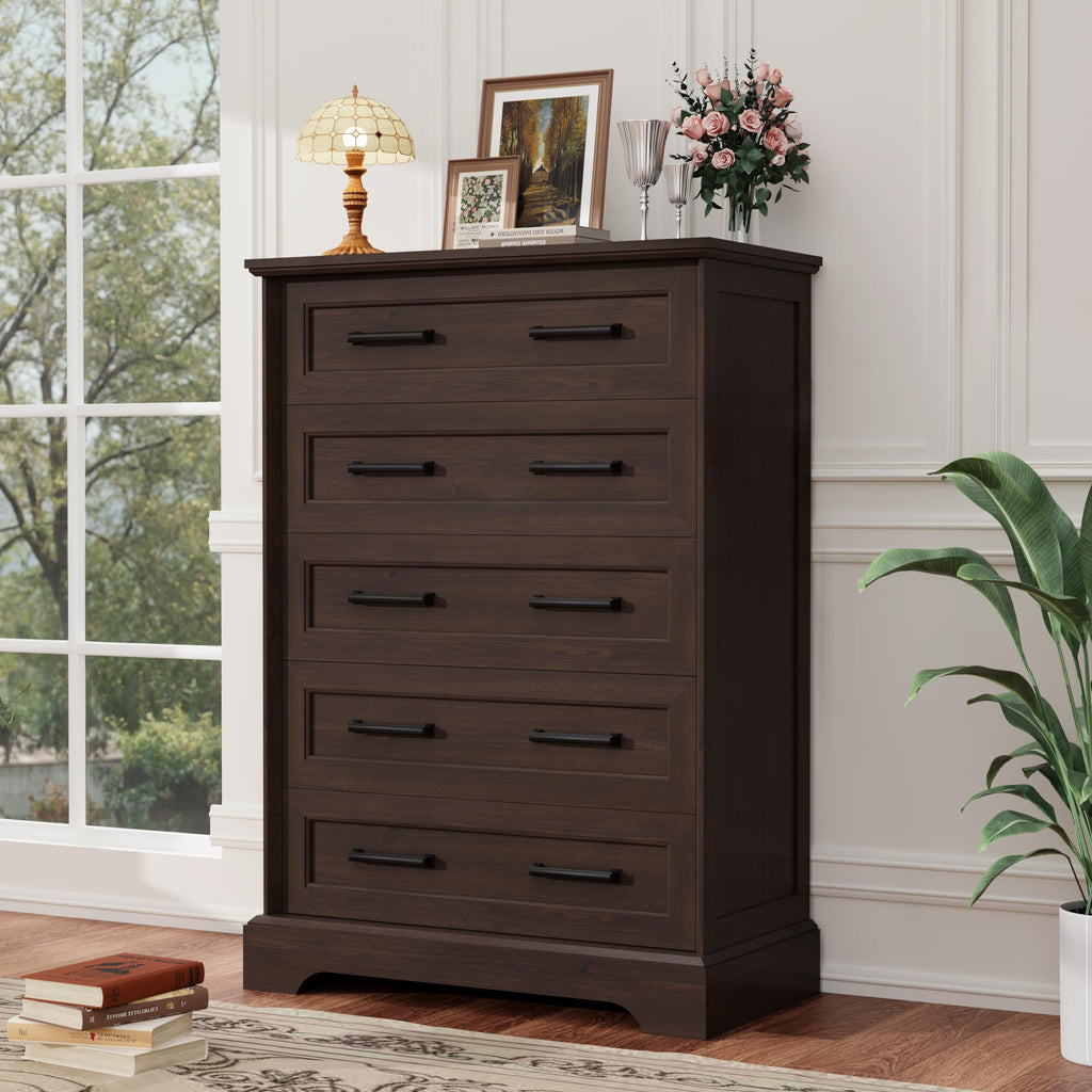 Brown 5 Drawer Dresser Z253
